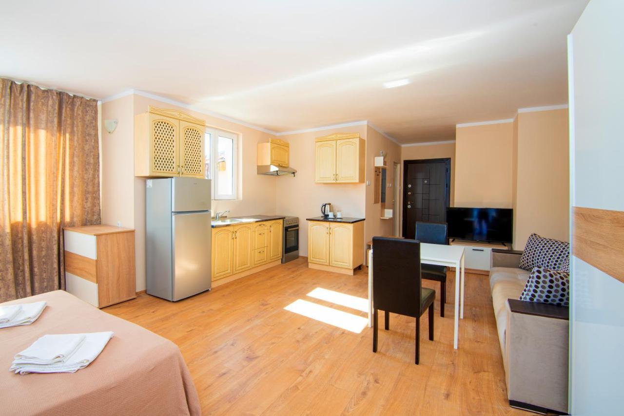 House With Garden Hotel เปาโมเรีย ภายนอก รูปภาพ